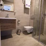 Menendi