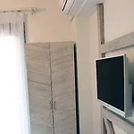 Menendi