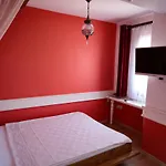 Hotel Menendi