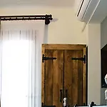 Hotel Menendi