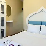 Hotel Menendi 3*