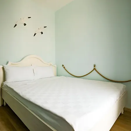 Hotel Menendi