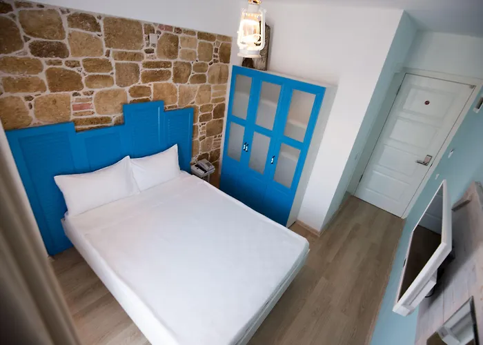 Hotel Menendi Foca