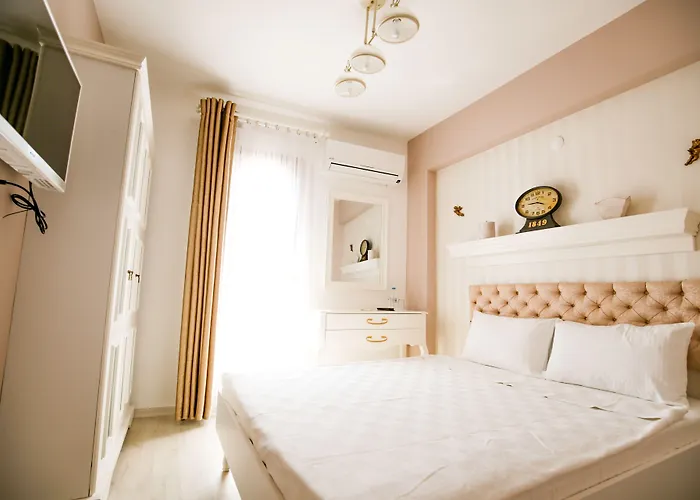 Menendi Hotel