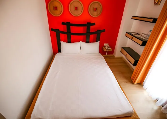 Hotel Menendi