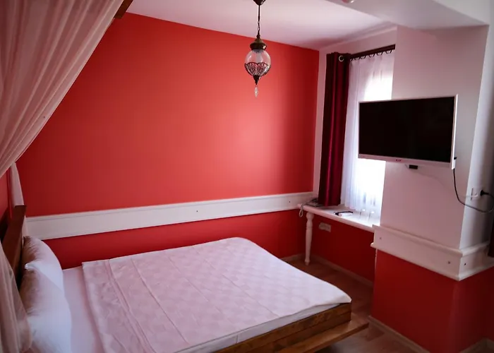 Hotel Menendi