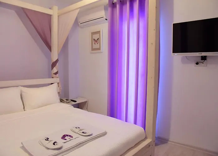 Menendi 3*