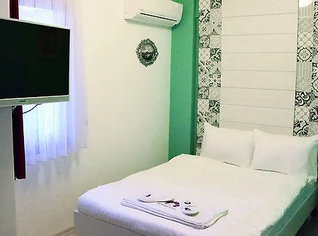 Menendi 3* Foça