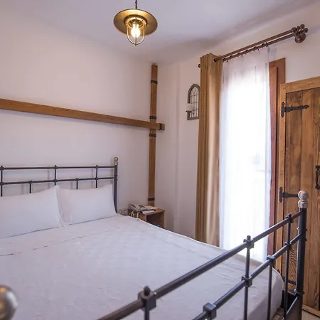Hotel Menendi Foca